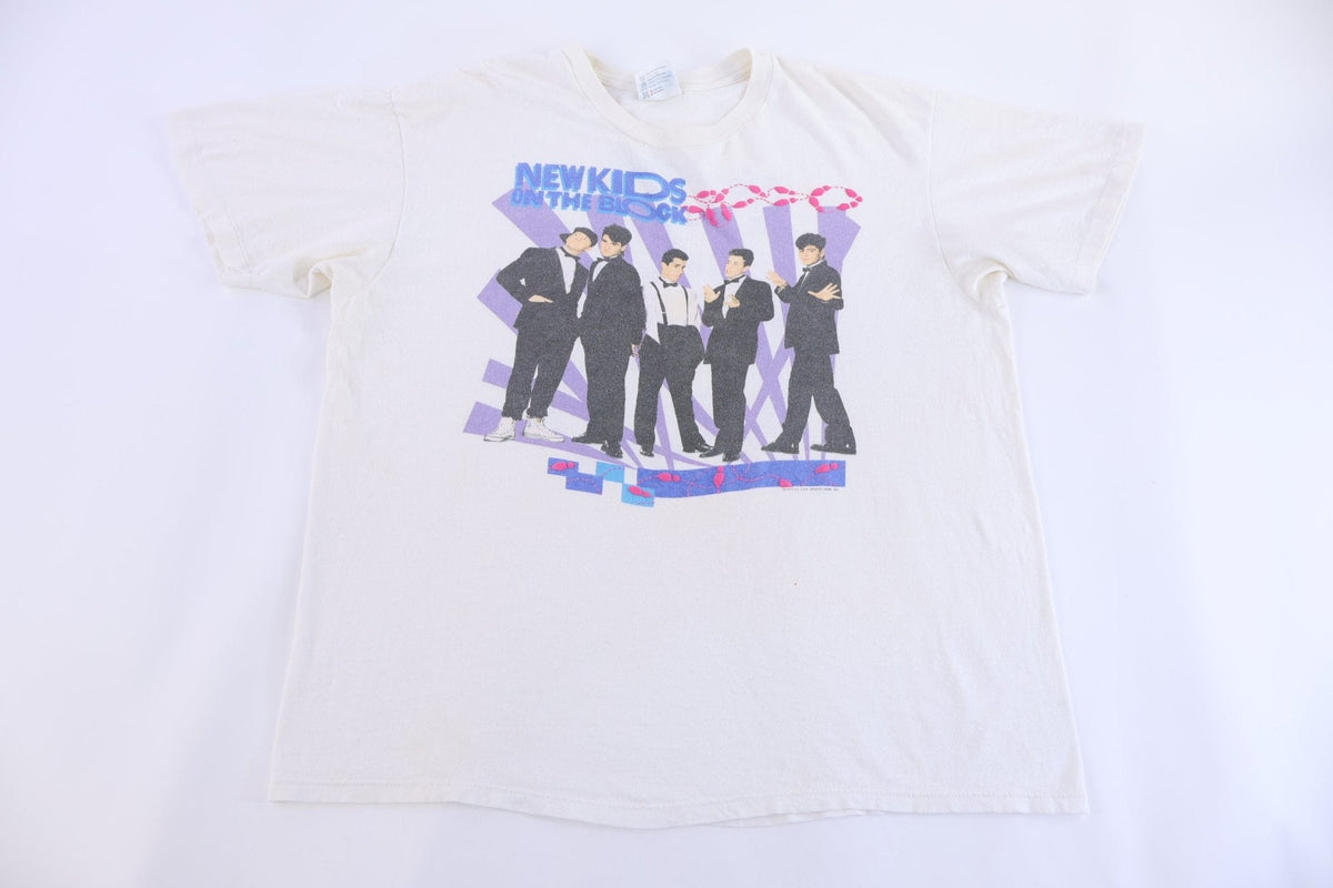 1989 New Kids On The Block Band T-shirt product image 1