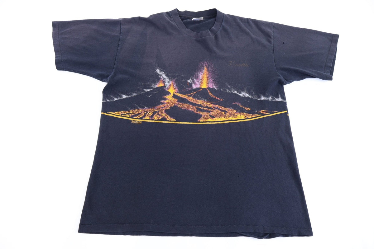 1989 San Segal Hawaii Volcano All Over Graphic T-shirt product image 1