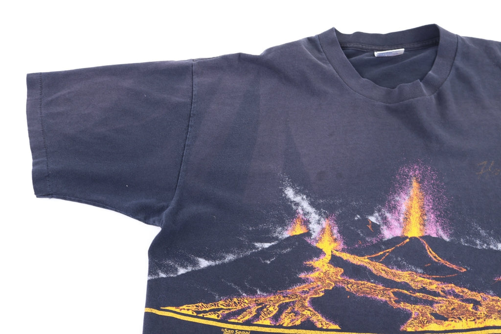 1989 San Segal Hawaii Volcano All Over Graphic T-shirt product image 3