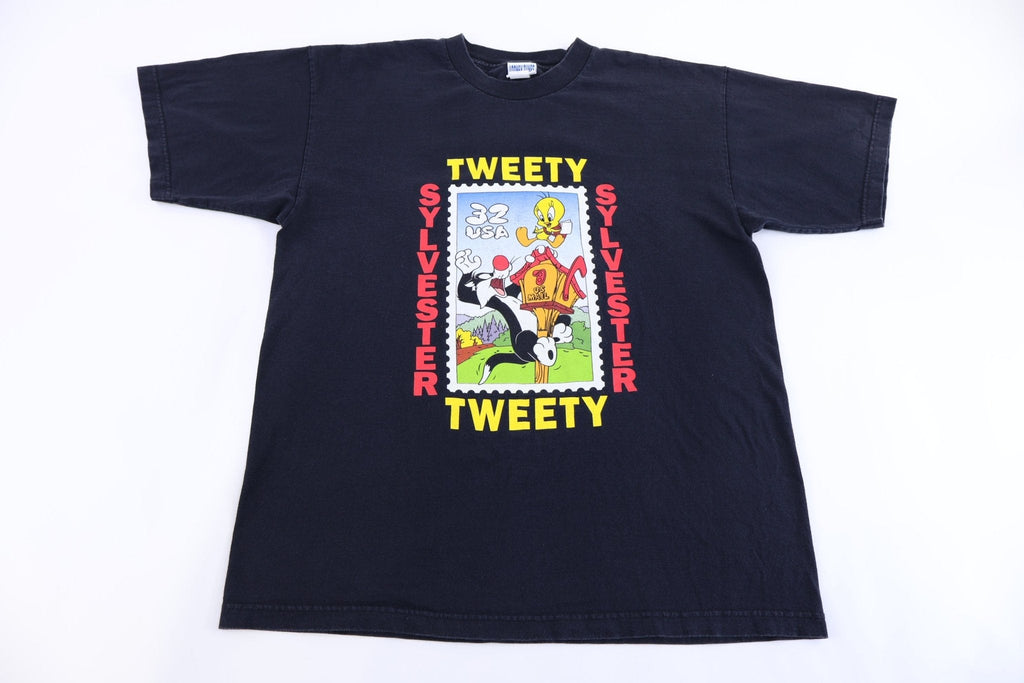 1997 Looney Tunes Tweety Bird Graphic T-shirt product image 1