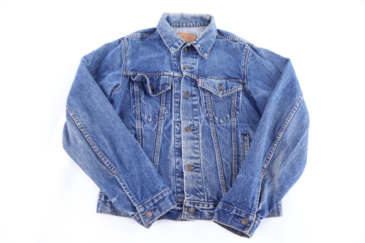 90's Levi's Dark Wash Denim Jacket product image 1
