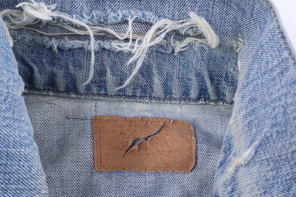 90's Levi's Light Wash Denim Jacket product image 4