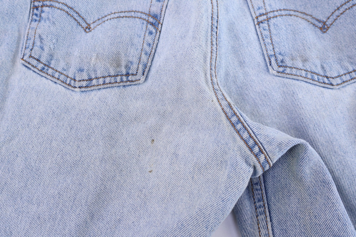 90's Levi's Light Wash Denim Shorts product image 3