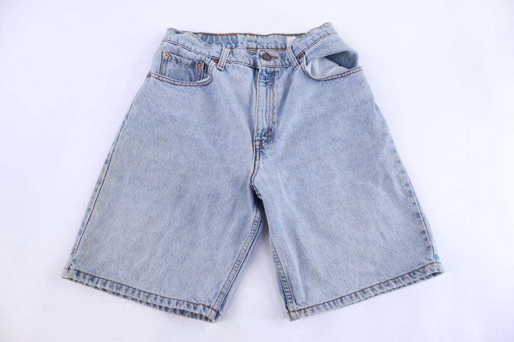 90's Levi's Light Wash Denim Shorts product image 2