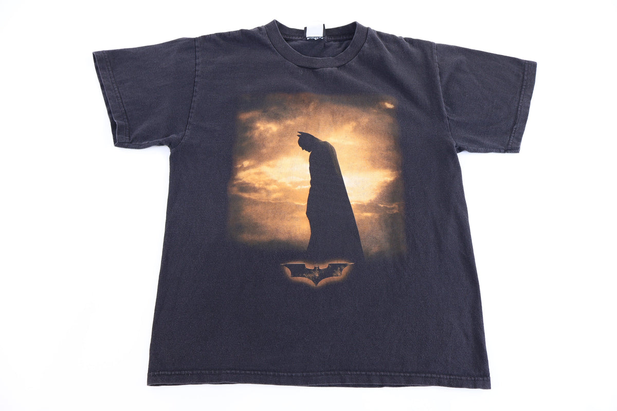 Vintage Batman Begins Graphic T-shirt product image 1