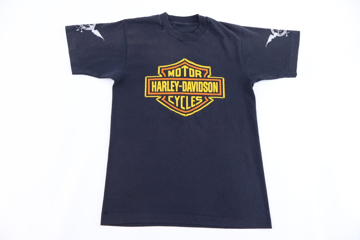 Harley Davidson Motorcycles Chrome Custom Cycles T-shirt product image 1
