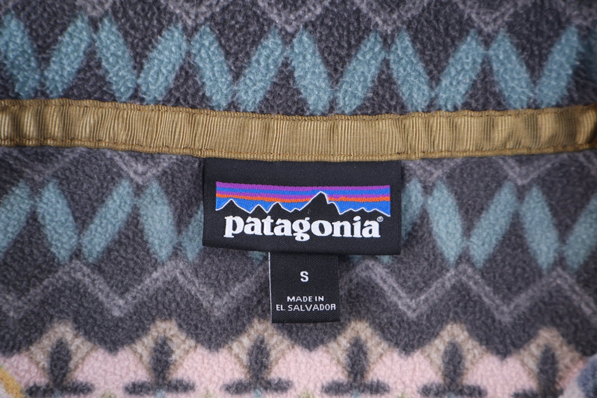 Patagonia Logo Patch Snap-T Fleece Pullover