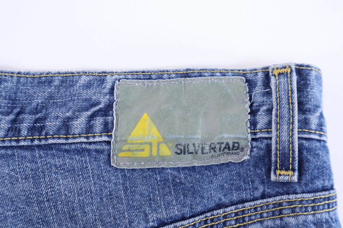 Vintage Levi's Silvertab Medium Wash Denim Jeans product image 3
