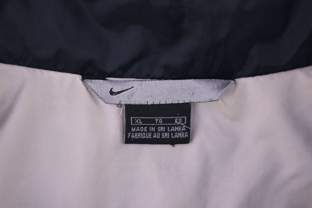 Vintage Nike Embroidered Logo Black & White Full Zip Jacket product image 3