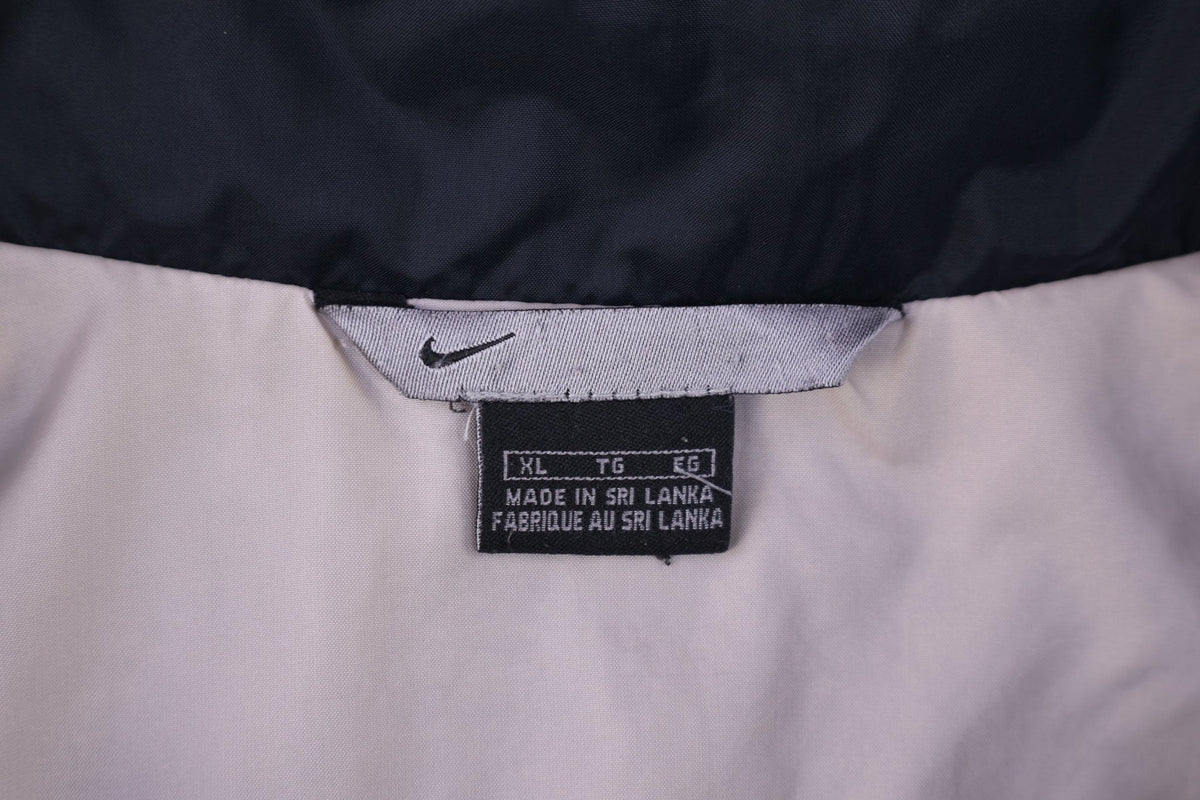 Vintage Nike Embroidered Logo Black & White Full Zip Jacket product image 3