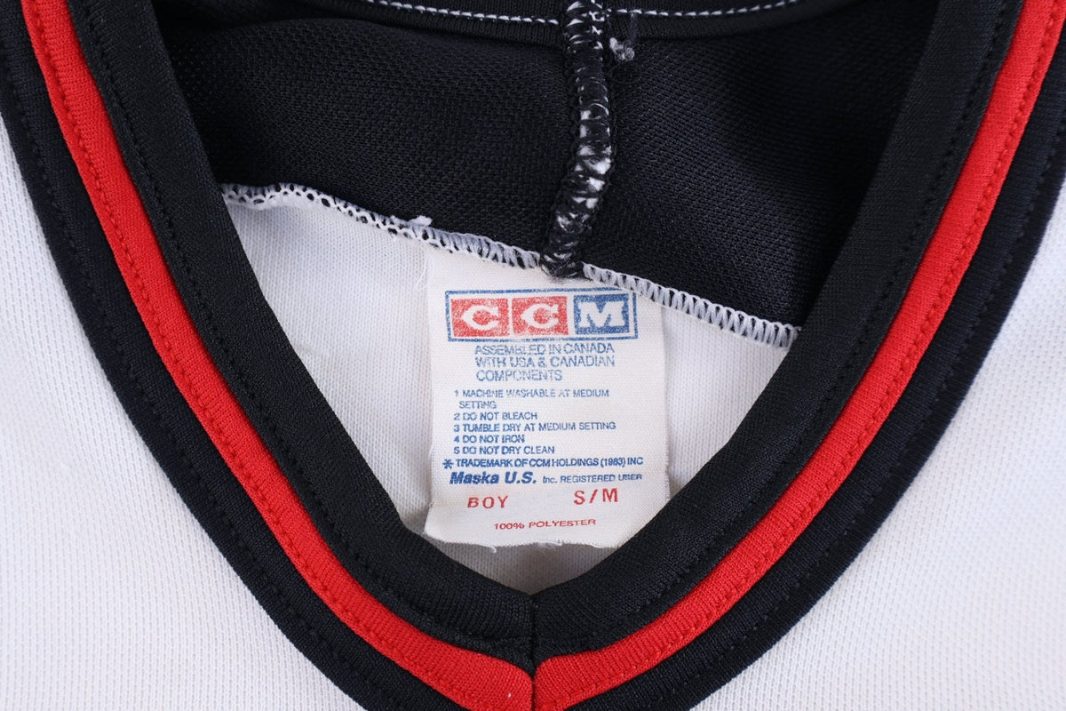 Youth 90's CCM New Jersey Devils Hockey product image 4